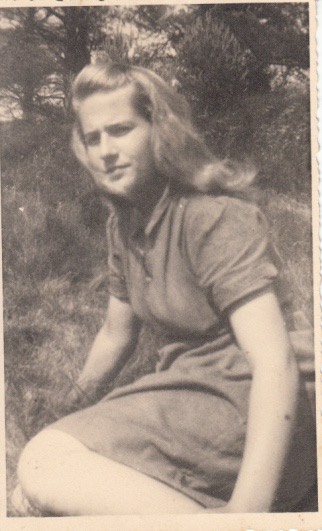 C:\Users\user\Desktop\WWII stuff\2Lt David Hummel 4a (photo found on german general).jpg